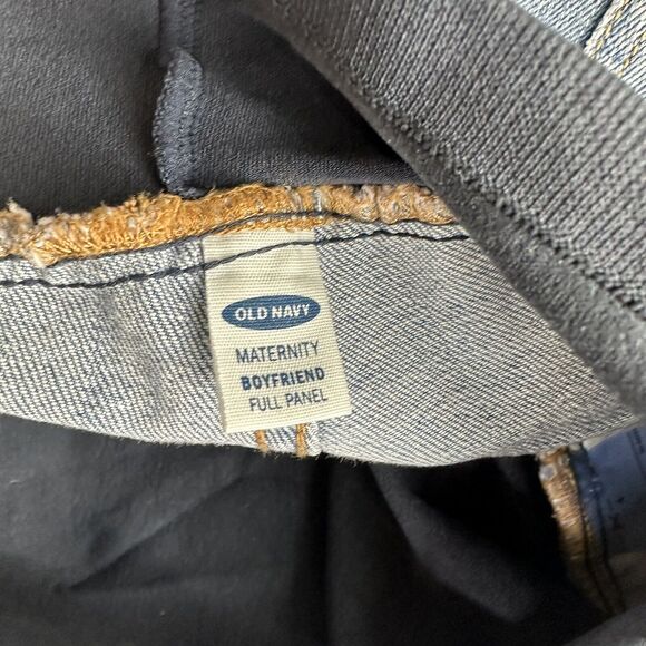 old navy Maternity boyfriend full panel light jeans Size 4 - Picture 4 of 7